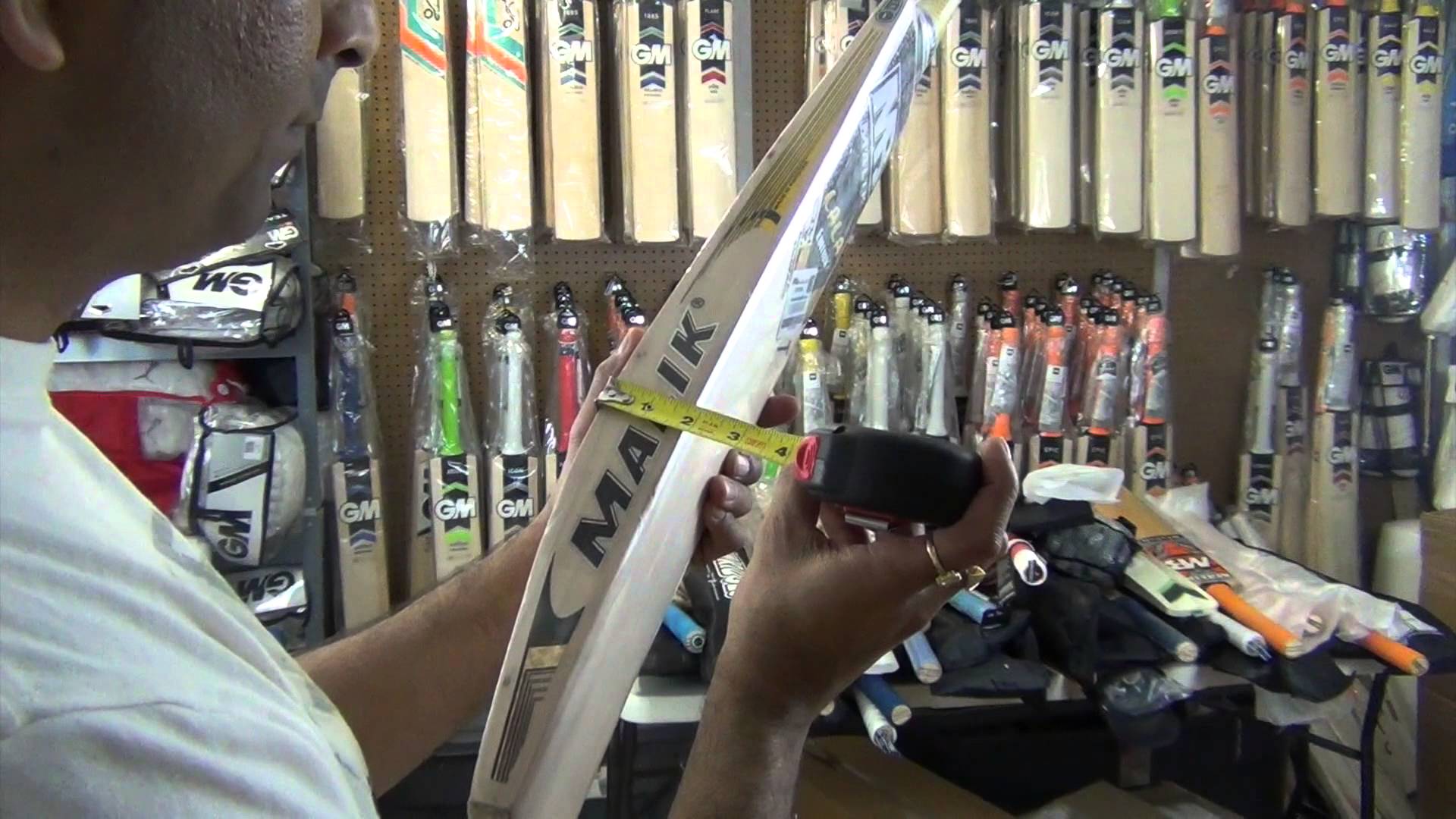 How to select the cricket bat